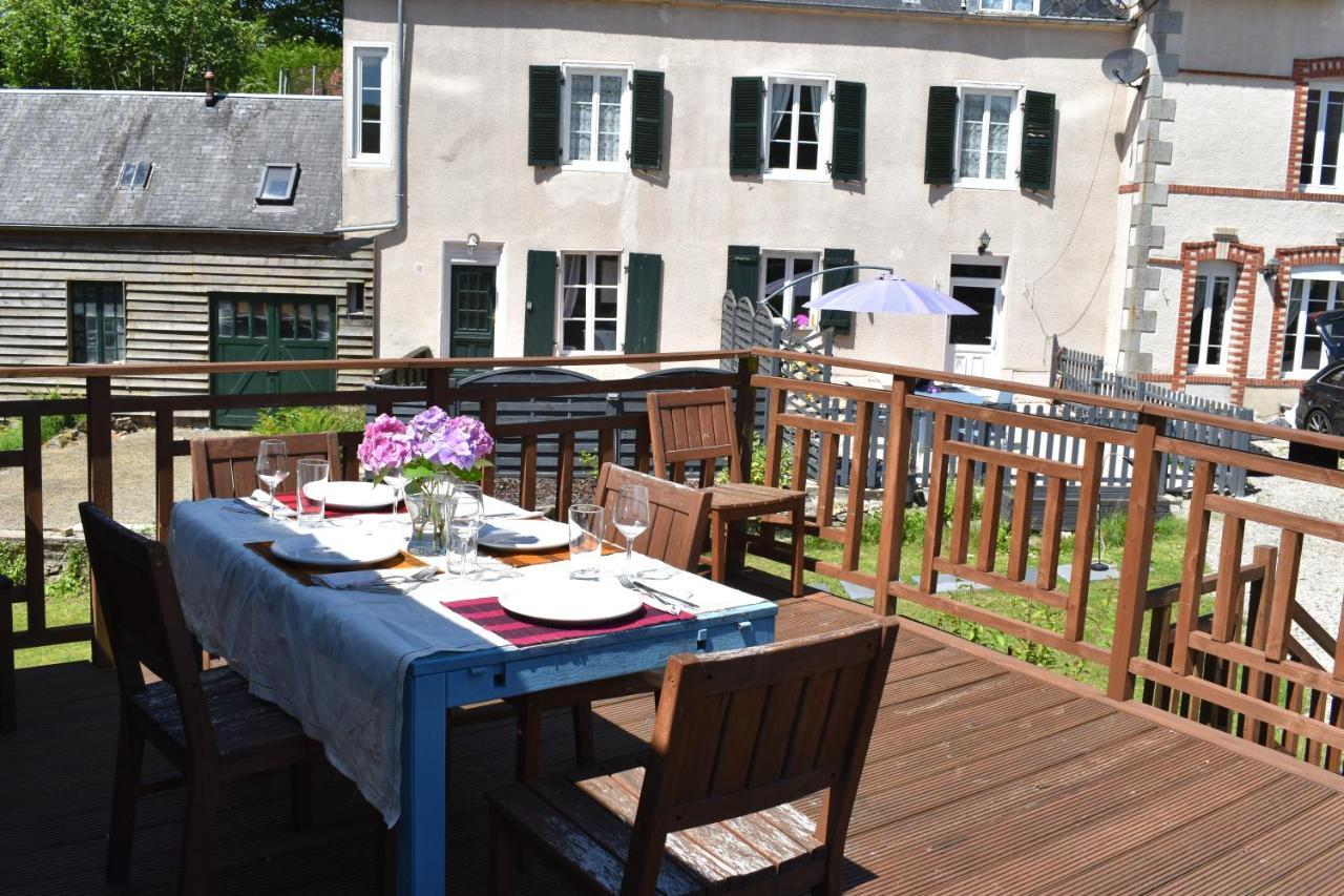 Gites In Le Neufbourg -Mortain Luaran gambar