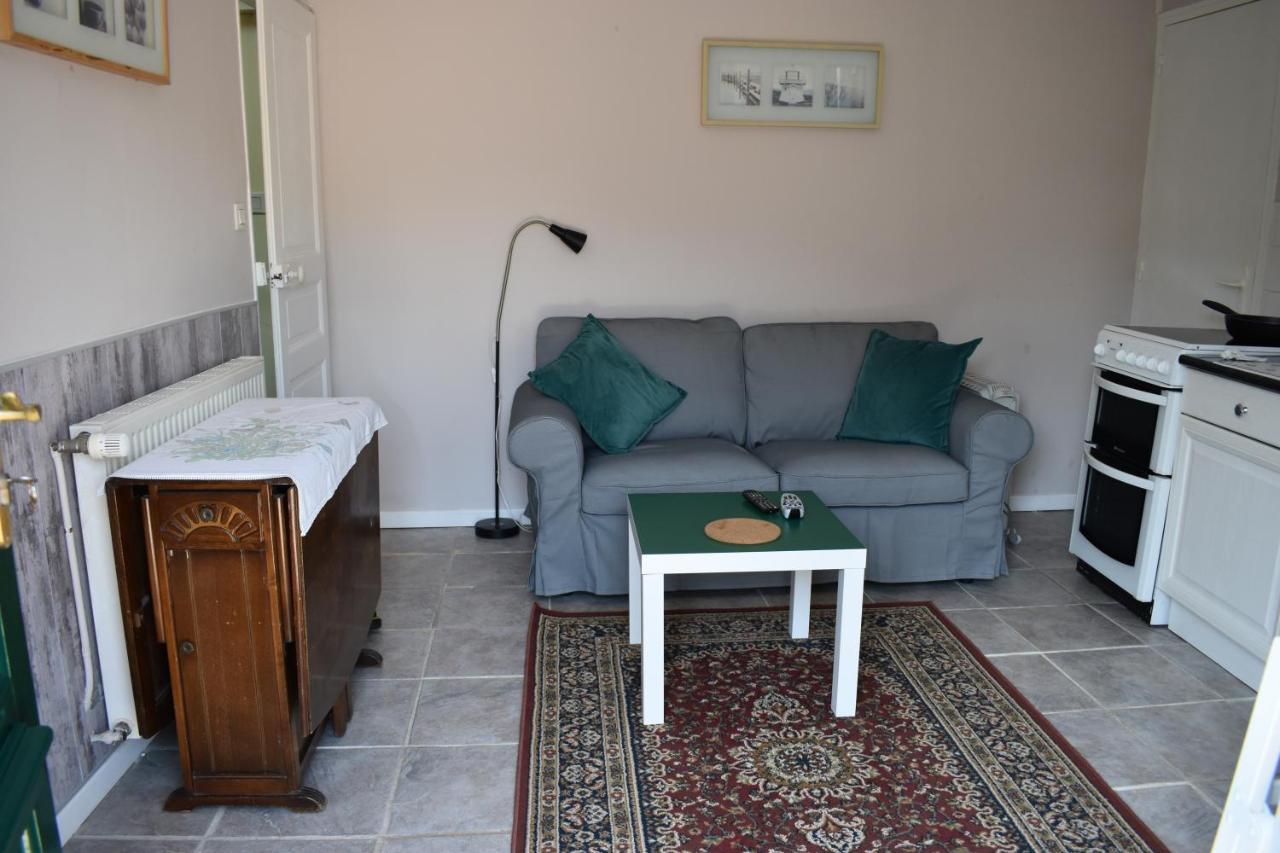 Gites In Le Neufbourg -Mortain Luaran gambar